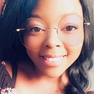 Meet your Posher, Crystal